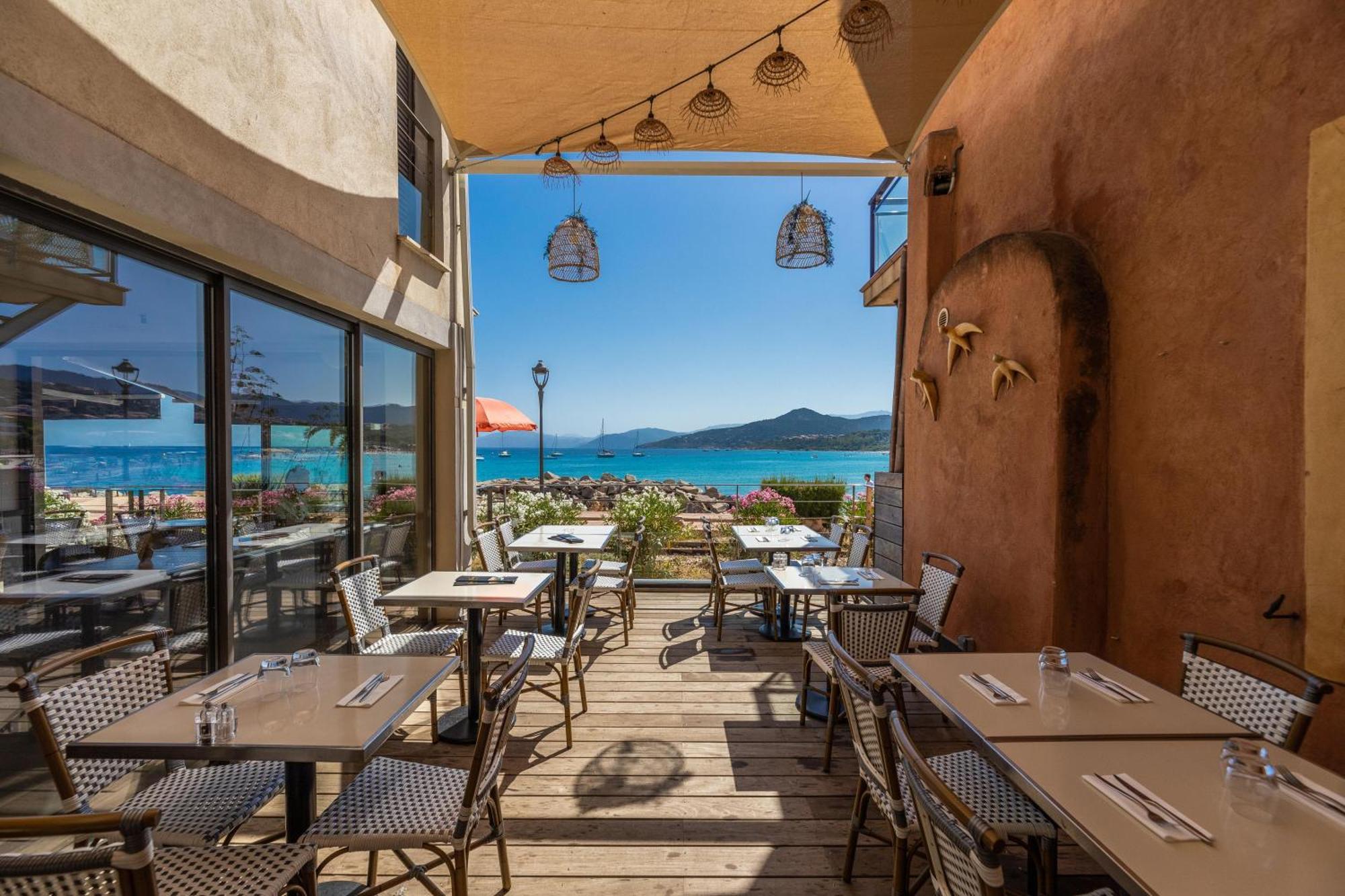 Hotel L'Escale Côté Sud LʼÎle-Rousse Esterno foto