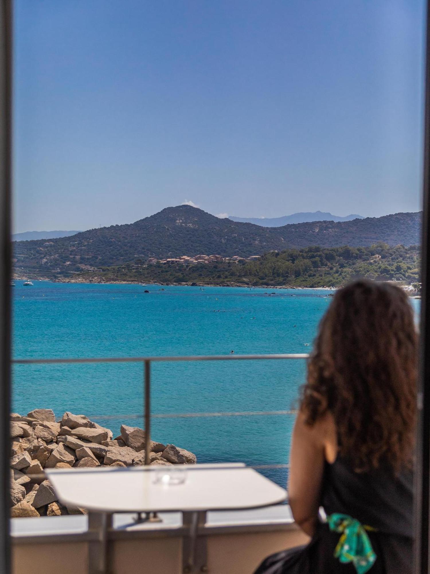 Hotel L'Escale Côté Sud LʼÎle-Rousse Esterno foto